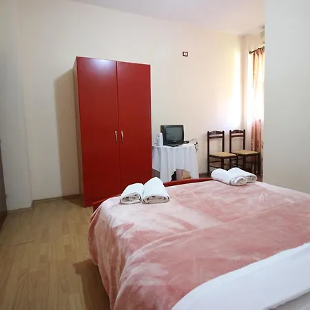 Hotel Restorant Viktoria 3*