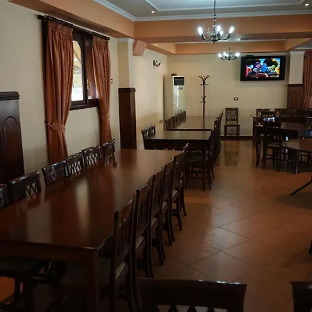 Hotel Restorant Viktoria 3*